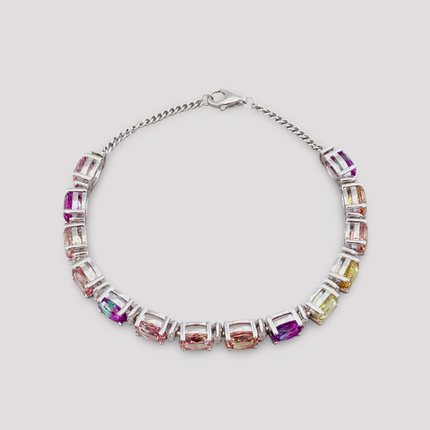 Elara Bracelet with Lab-grown Color Sapphire
