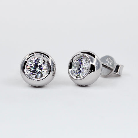 Moana Bezel 1ctw Moissanite Earrings