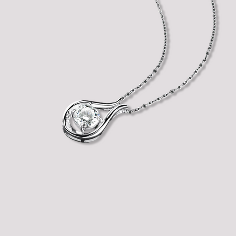 Dorothy Teardrop Pendant Necklace