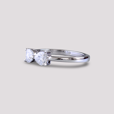 Elvena Kissing Heart Ring