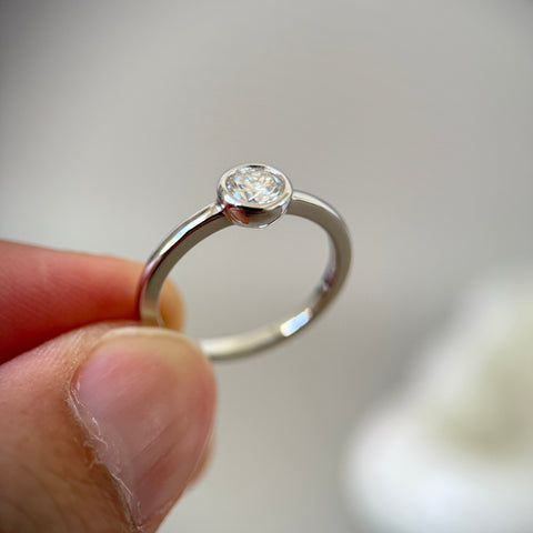 Kaia Bezel Ring