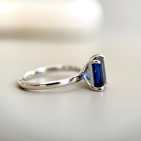 Toi et Moi Ring with Lab-grown Sapphire